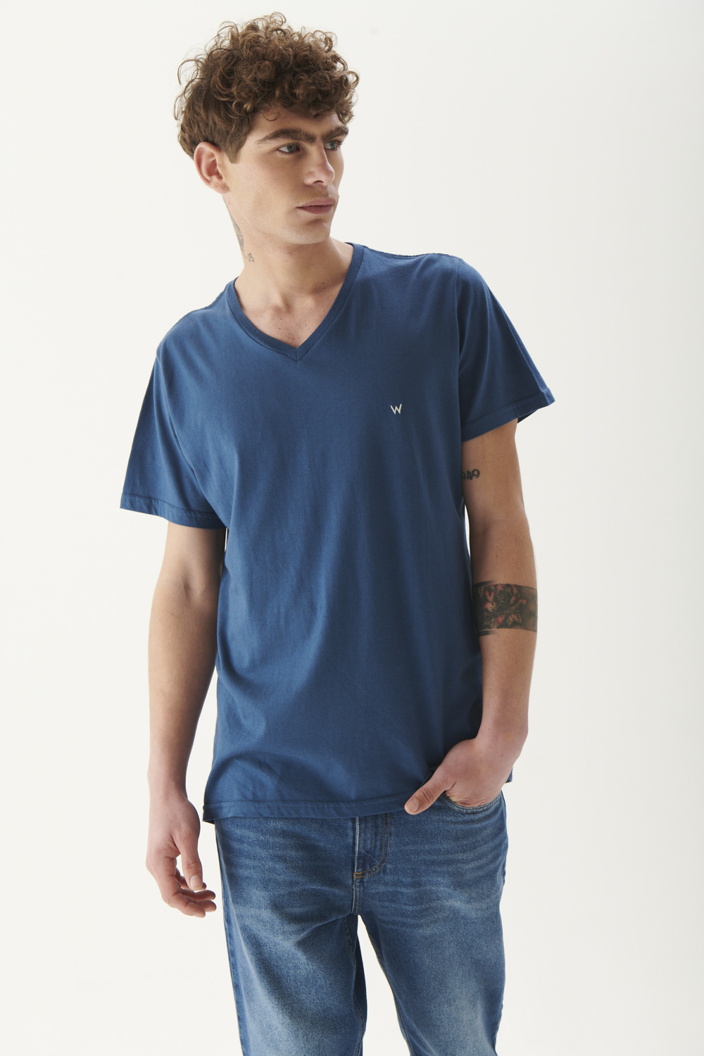 Remera Basic V ss